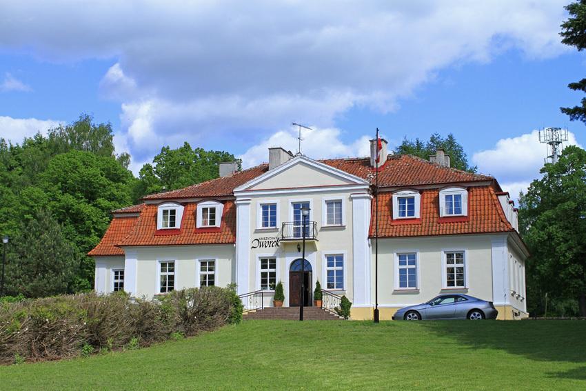 Hotel Ksiezycowy Dworek Kętrzyn Exteriör bild